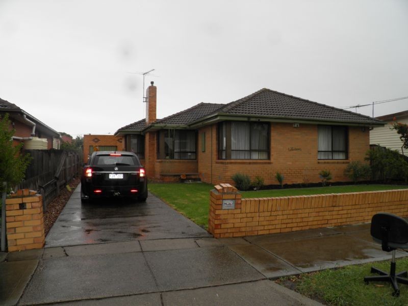 13 JAMIESON STREET, St Albans VIC 3021