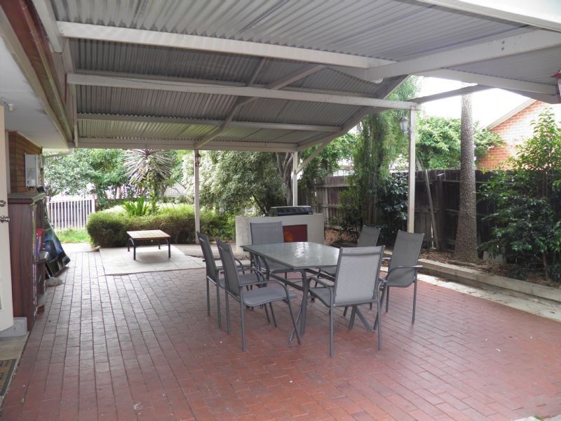 27 Axford Road, Kings Park VIC 3021