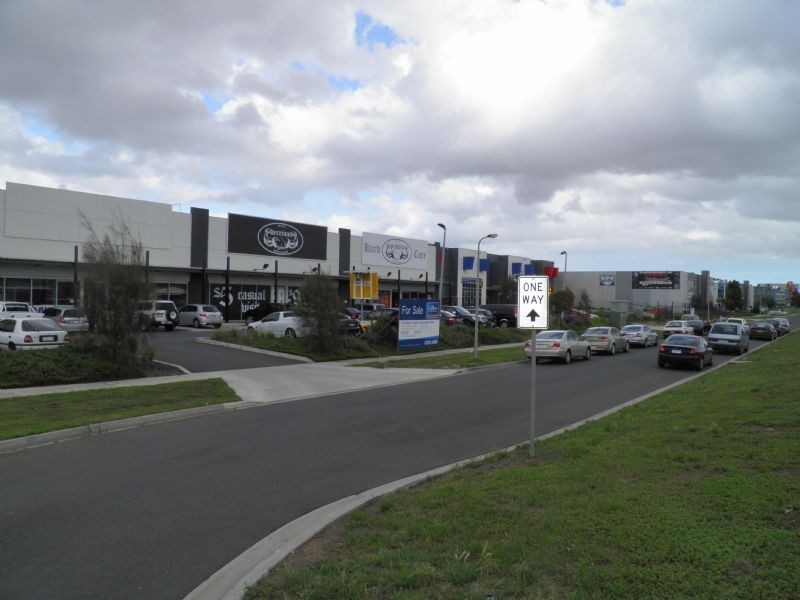 29/82 MAKLAND DRIVE, Derrimut VIC 3030