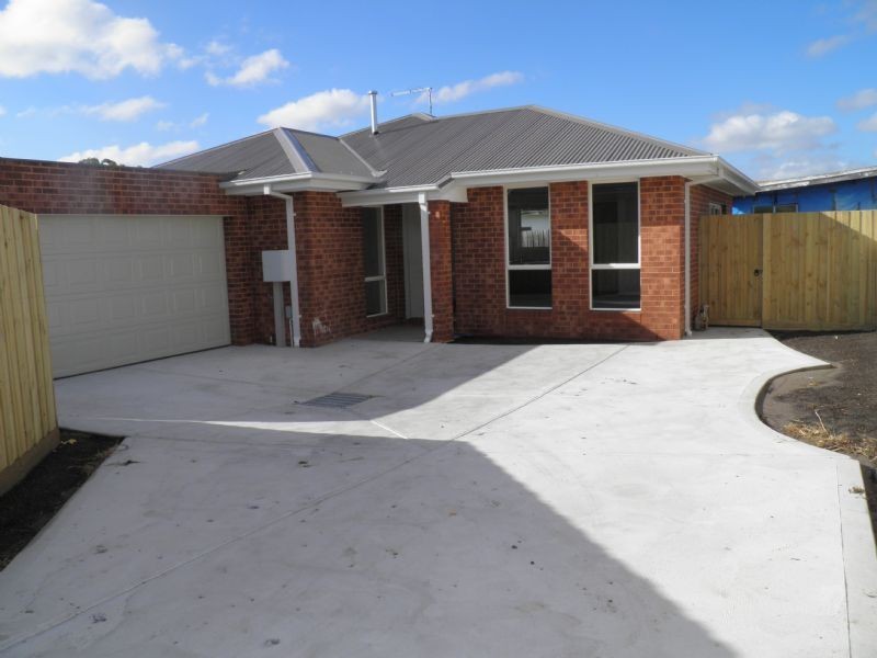 2/21 BIGGS STREET, St Albans VIC 3021