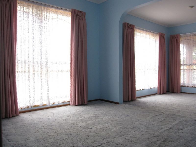 13 LEMCO WALK, Delahey VIC 3037