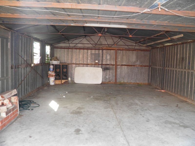 4 BROME STREET, St Albans VIC 3021
