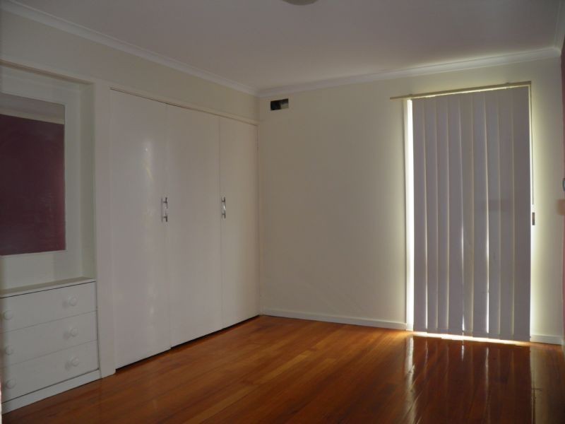 28 LILLY PILLY STREET, St Albans VIC 3021