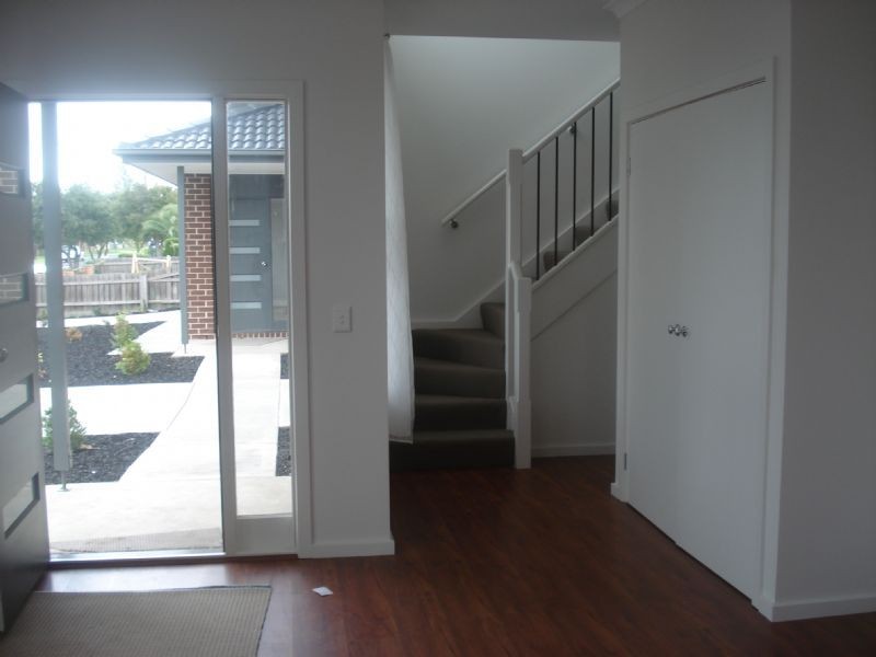 4/16 James Street, St Albans VIC 3021