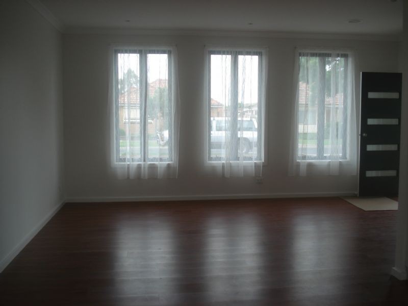 4/16 James Street, St Albans VIC 3021