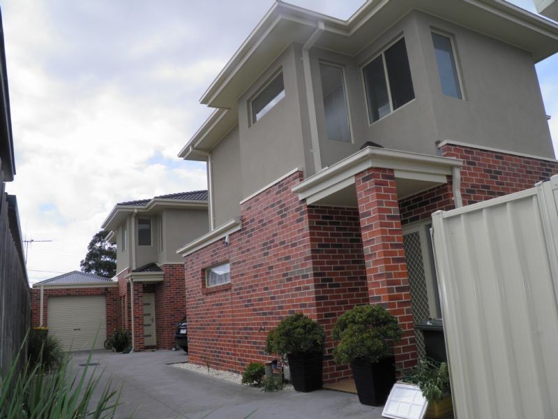 2/44 HELEN STREET, St Albans VIC 3021