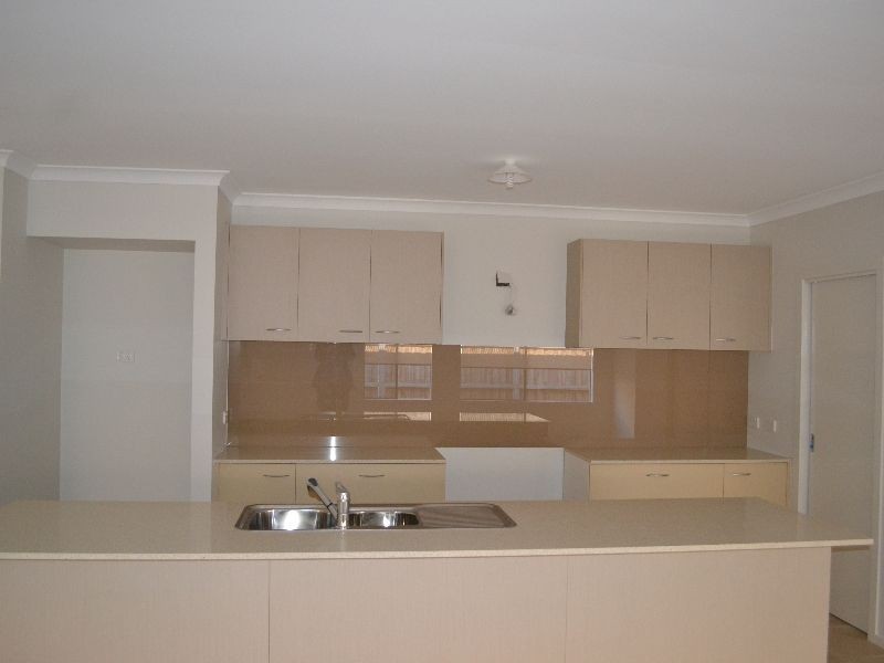 11 Spirit Avenue, Point Cook VIC 3030