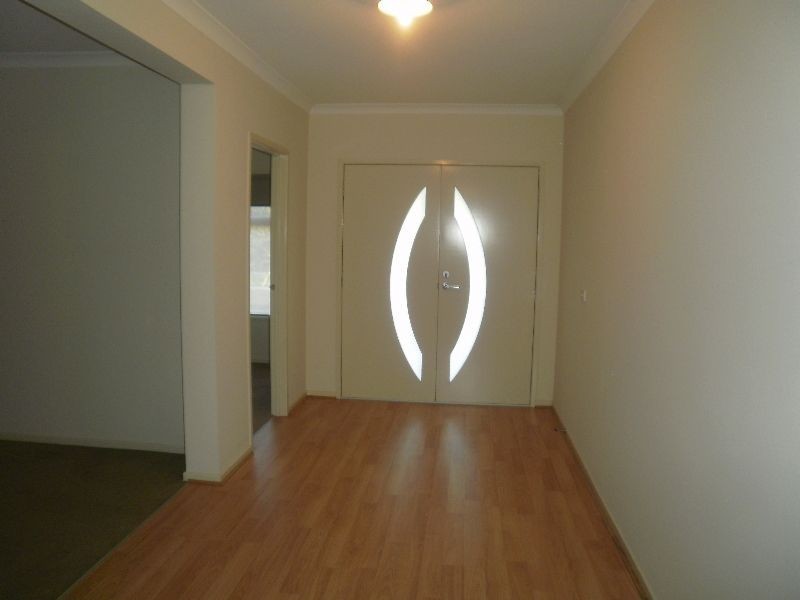 44 Fongeo Drive, Point Cook VIC 3030