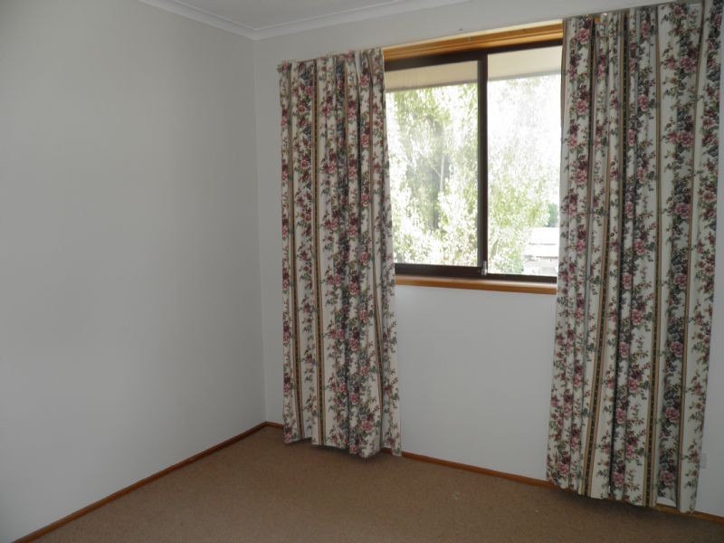 38 LEONARD AVENUE, St Albans VIC 3021