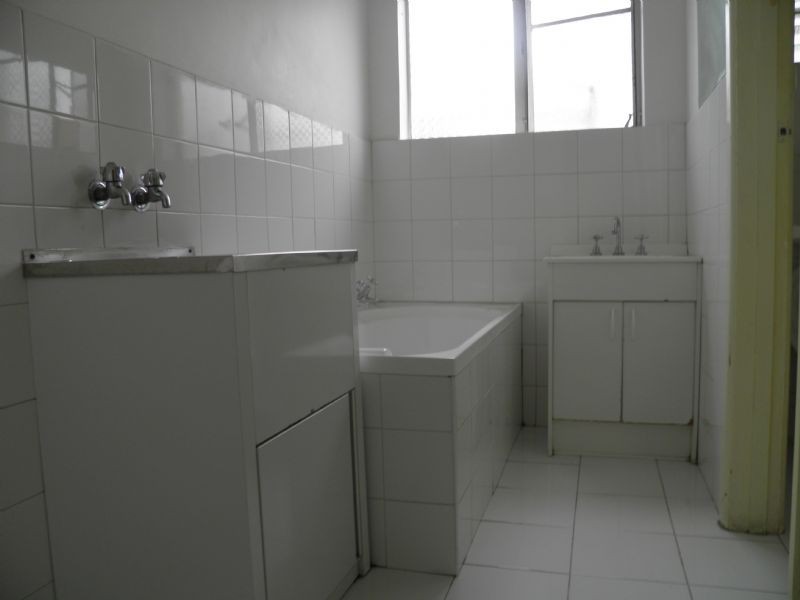 3/10 Hartley  Avenue, Footscray VIC 3011