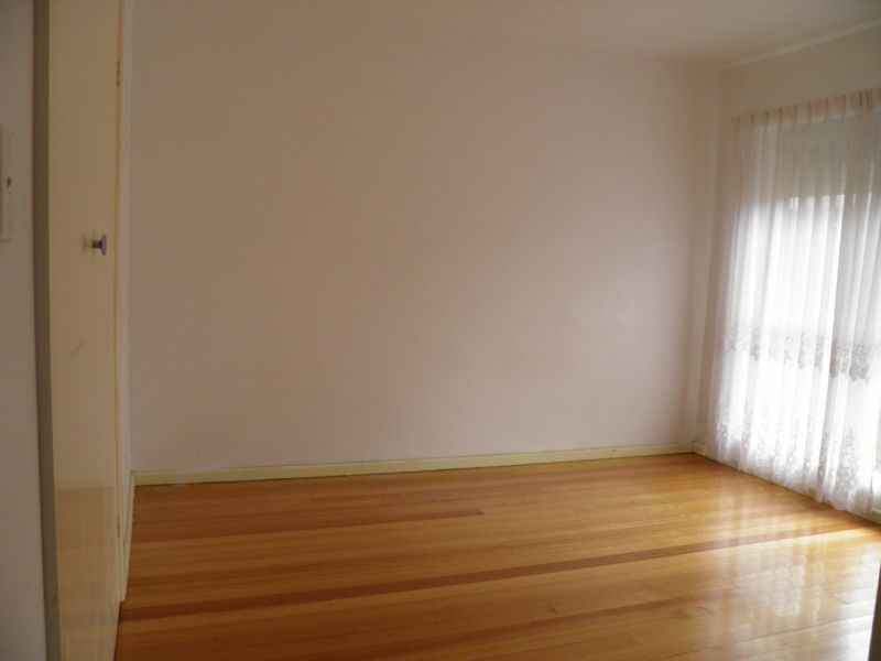 3/10 Hartley  Avenue, Footscray VIC 3011