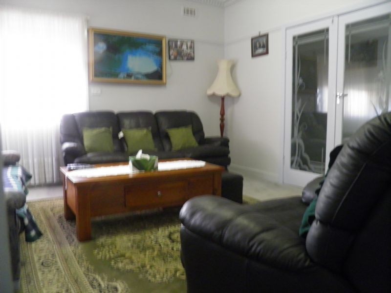 36 Cornhill street, St Albans VIC 3021