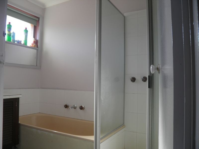 25 Sandra Street, St Albans VIC 3021