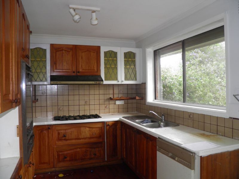 4 Damte Place, St Albans VIC 3021