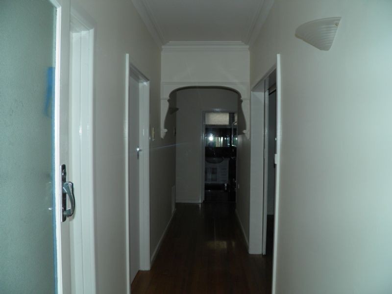 16 LUXFORD STREET, St Albans VIC 3021