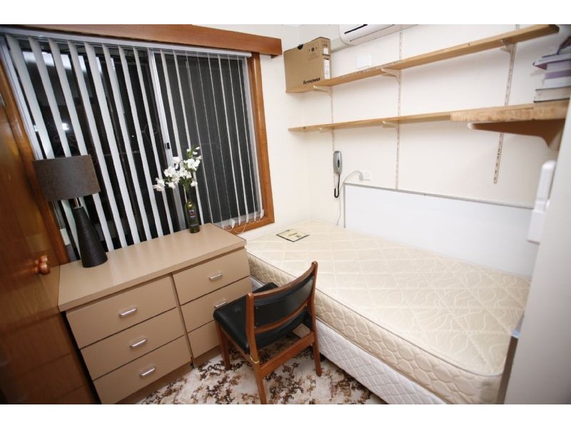 44 Chedgey Drive, St Albans VIC 3021