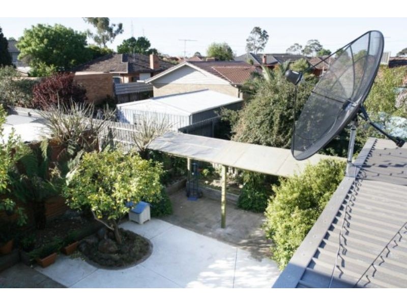 44 Chedgey Drive, St Albans VIC 3021