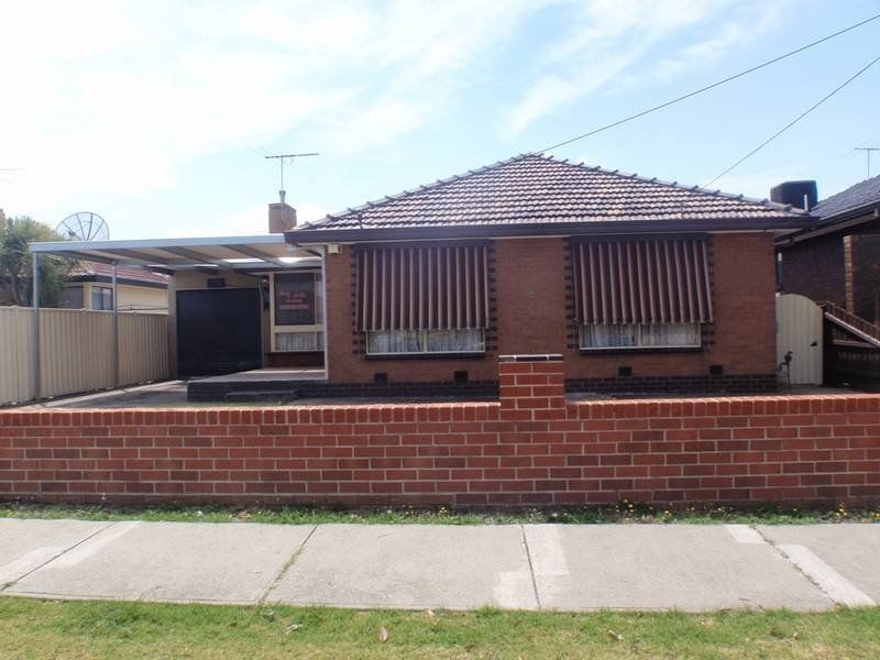82 POWER STREET, St Albans VIC 3021