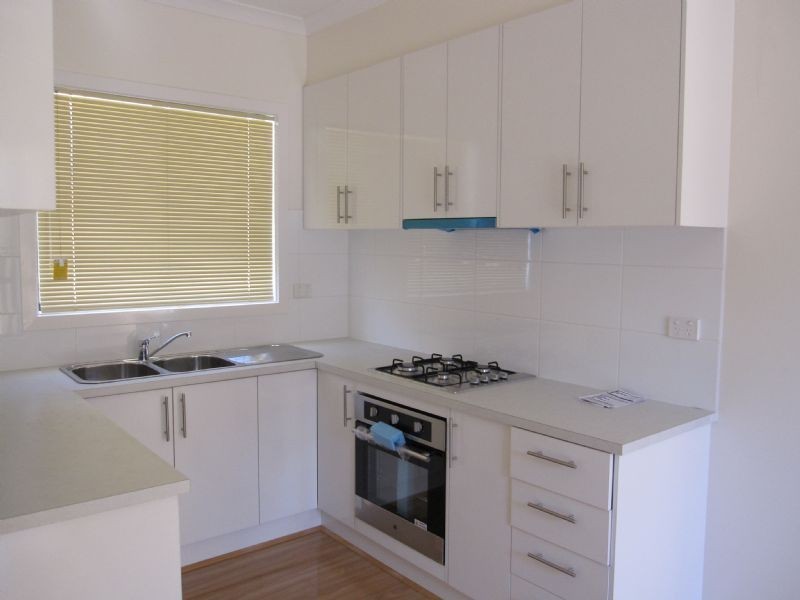 Lot 8 (unit 1)/6-8 Glendenning Street, St Albans VIC 3021