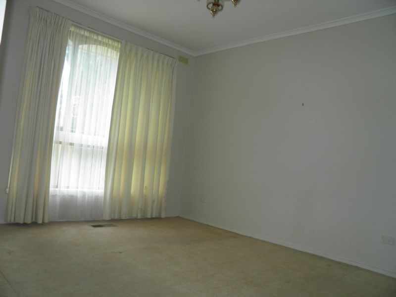 8 HISPANO DRIVE, Keilor Downs VIC 3038