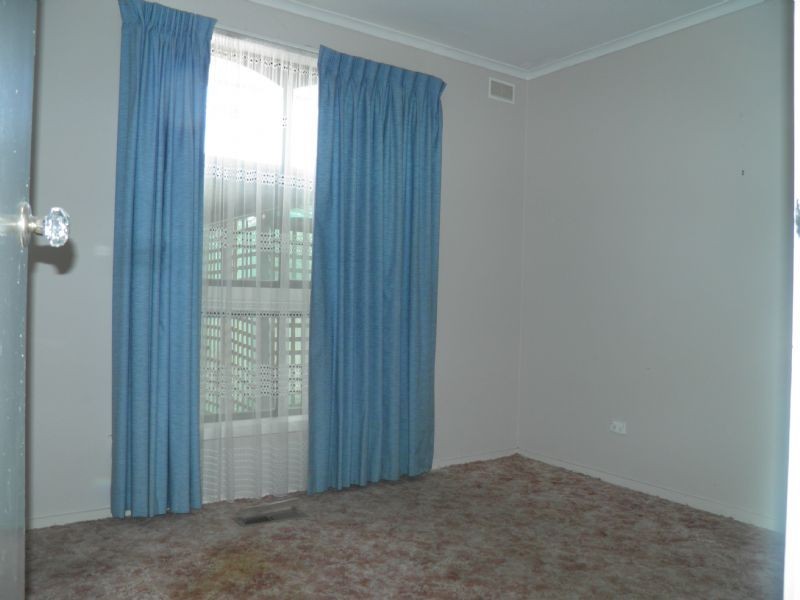 8 HISPANO DRIVE, Keilor Downs VIC 3038