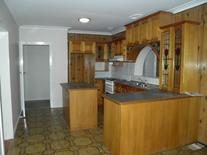 263A MAIN ROAD WEST, St Albans VIC 3021
