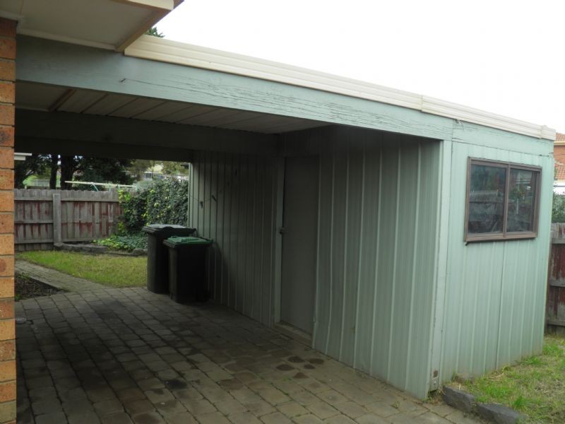 1/38 Kurung Drive, Kings Park VIC 3021