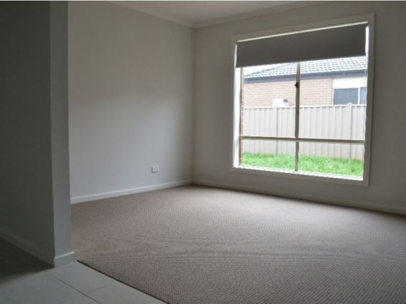 88 George Street, Taylors Hill VIC 3037