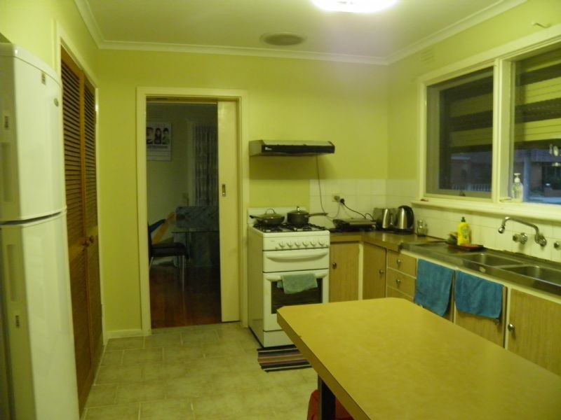 16 Protea Street, St Albans VIC 3021