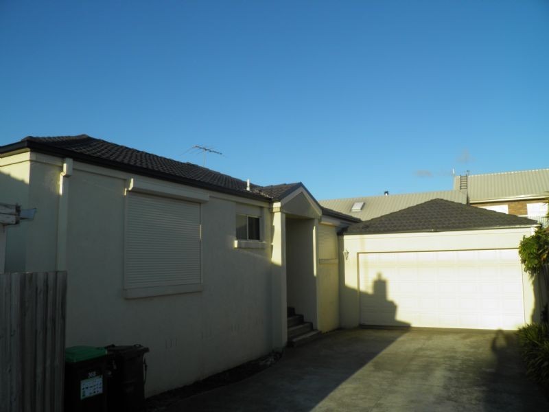 2/36 Walter street, St Albans VIC 3021