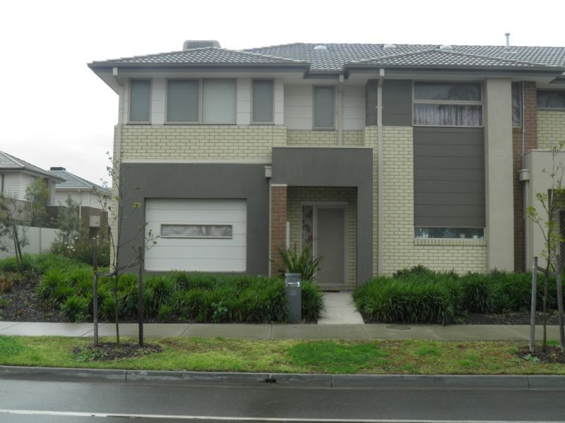 33 Callaway Blvd, Sunshine West VIC 3020