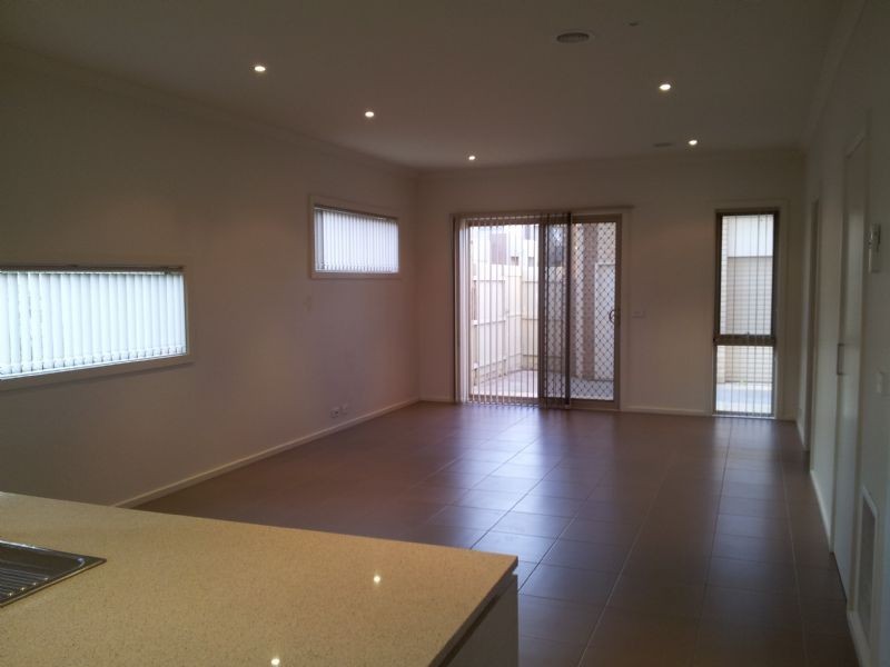 33 Callaway Blvd, Sunshine West VIC 3020