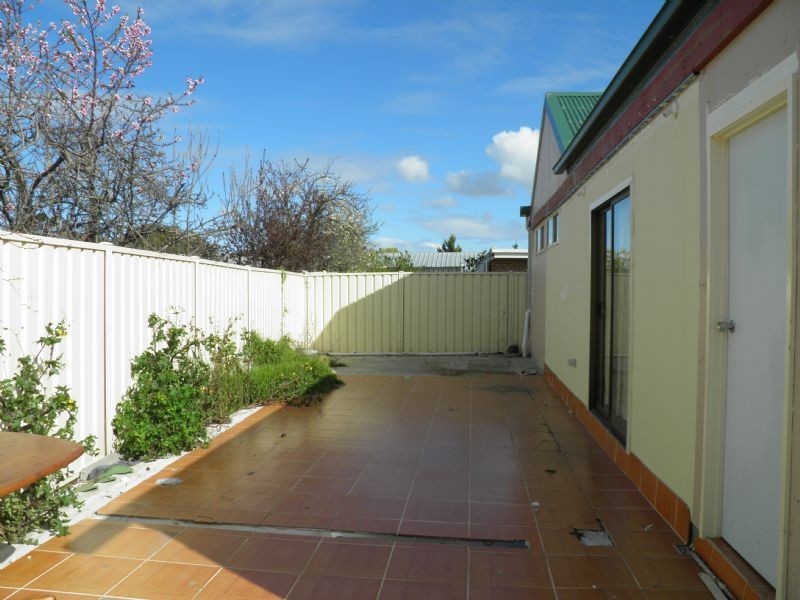 29 Shakespeare drive, Delahey VIC 3037