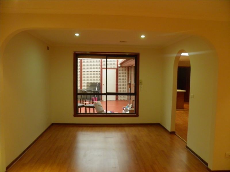 9 Cheleon Way, Kings Park VIC 3021