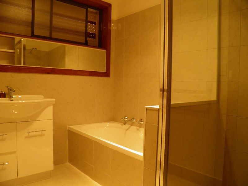 9 Cheleon Way, Kings Park VIC 3021