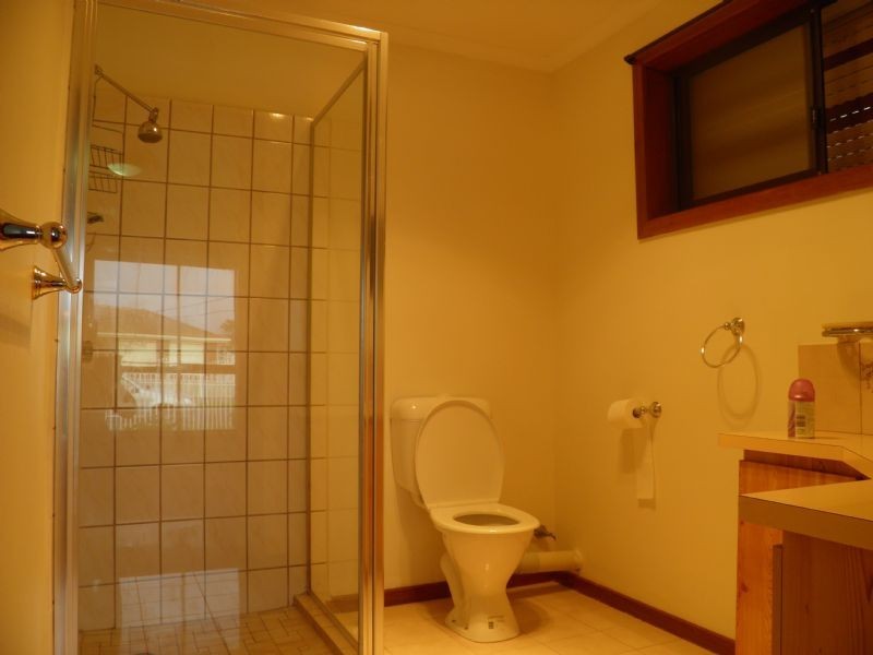 9 Cheleon Way, Kings Park VIC 3021