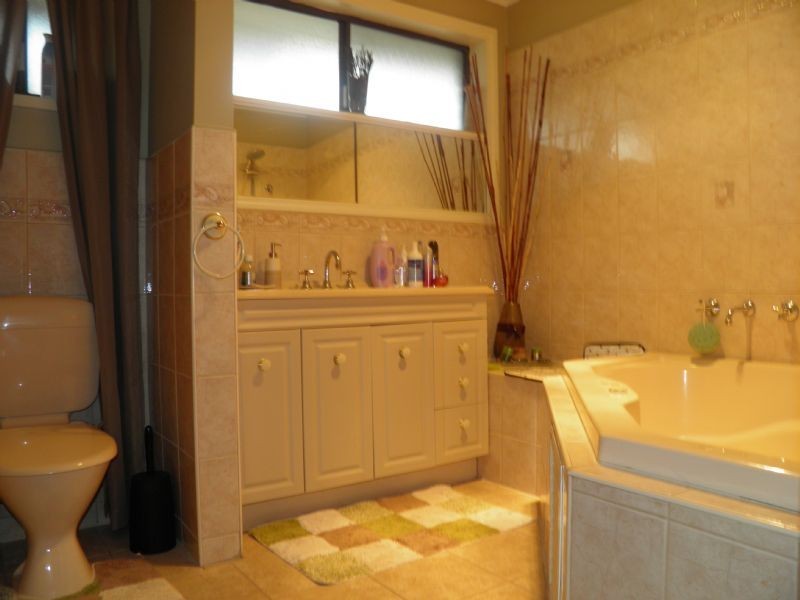 14 wellington Street, Kings Park VIC 3021