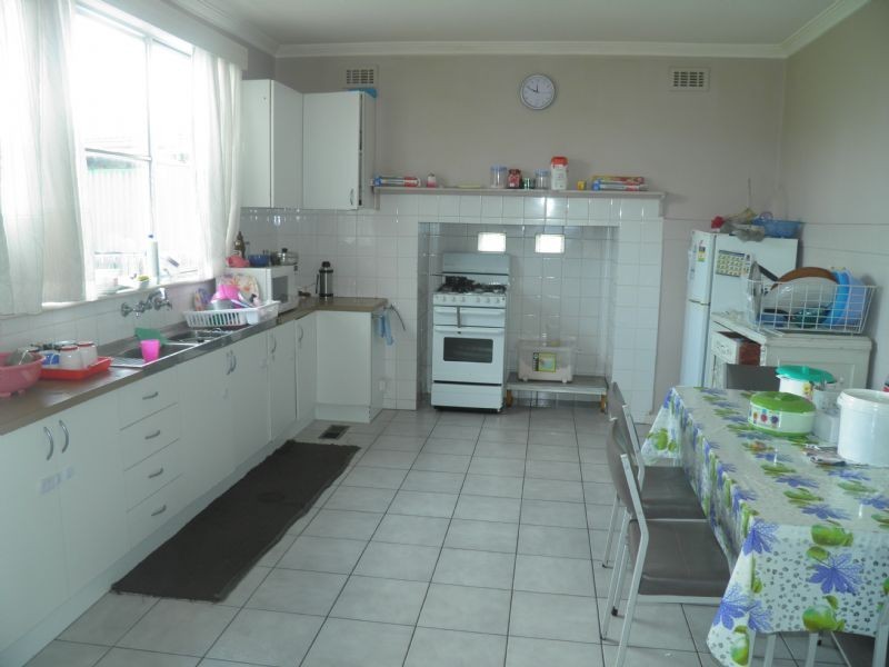 181 MAIN ROAD WEST, St Albans VIC 3021