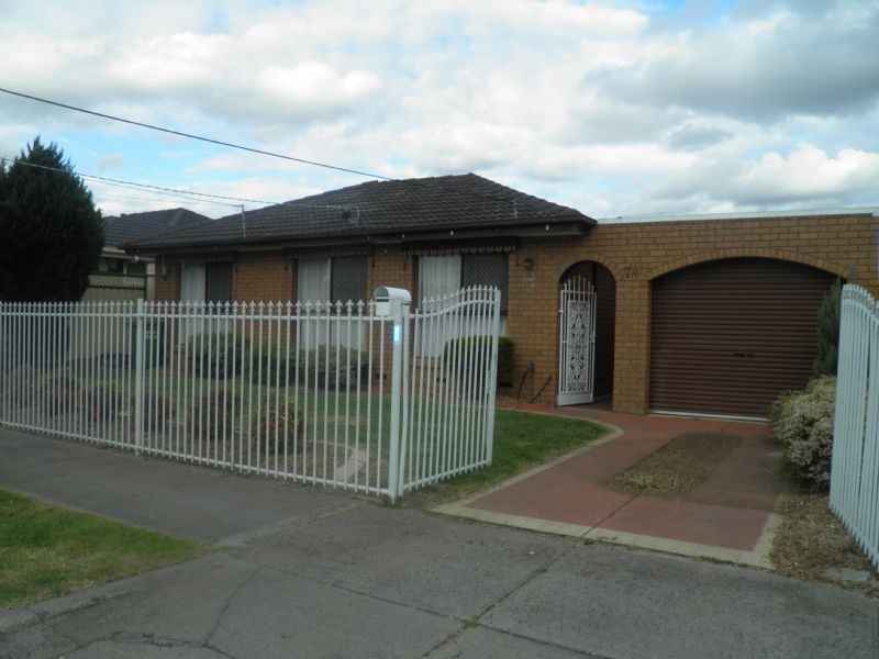74 Chester Crescent, Deer Park VIC 3023
