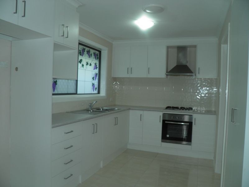 74 Chester Crescent, Deer Park VIC 3023