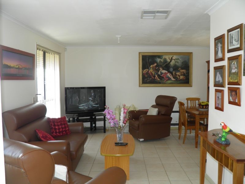 1A Station Avenue, St Albans VIC 3021