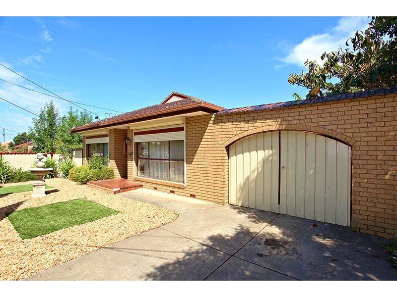 5 Kate street, St Albans VIC 3021