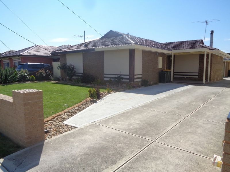 1/50 Leslie Street, St Albans VIC 3021