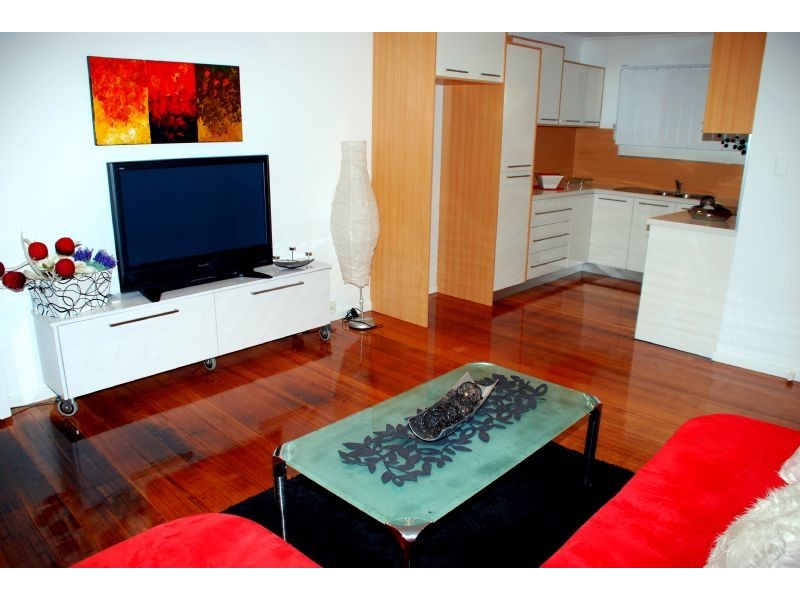 3/8-10 Clacton street, St Albans VIC 3021