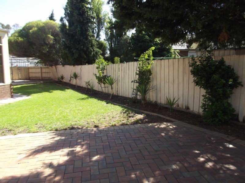 32 Kiparra Close, St Albans VIC 3021