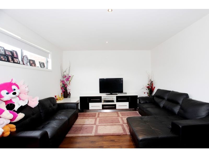 3/235 Main Rd West, St Albans VIC 3021