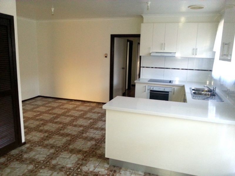 18 Gidgee Court, Keilor Downs VIC 3038