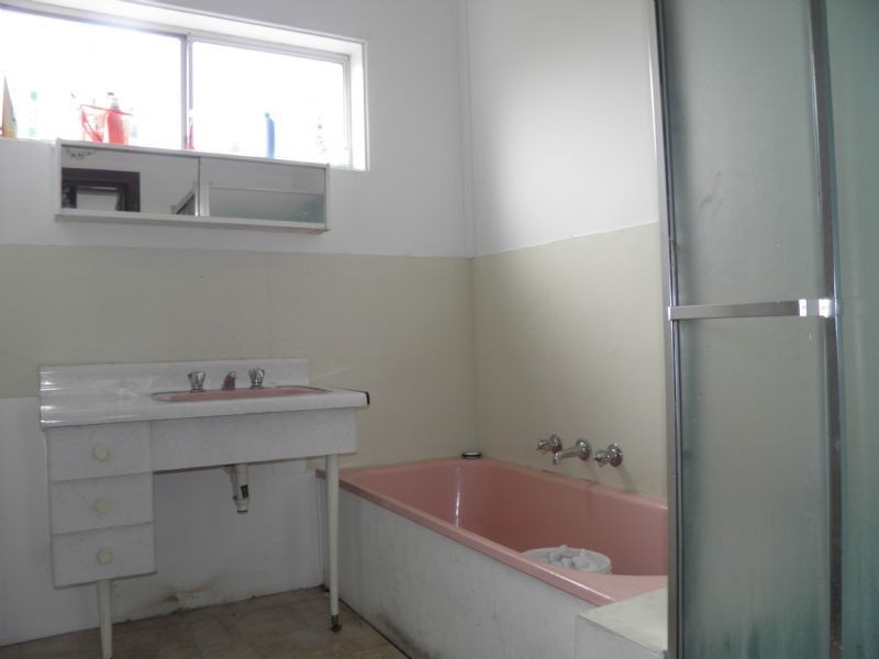 39 Adelaide Street, St Albans VIC 3021