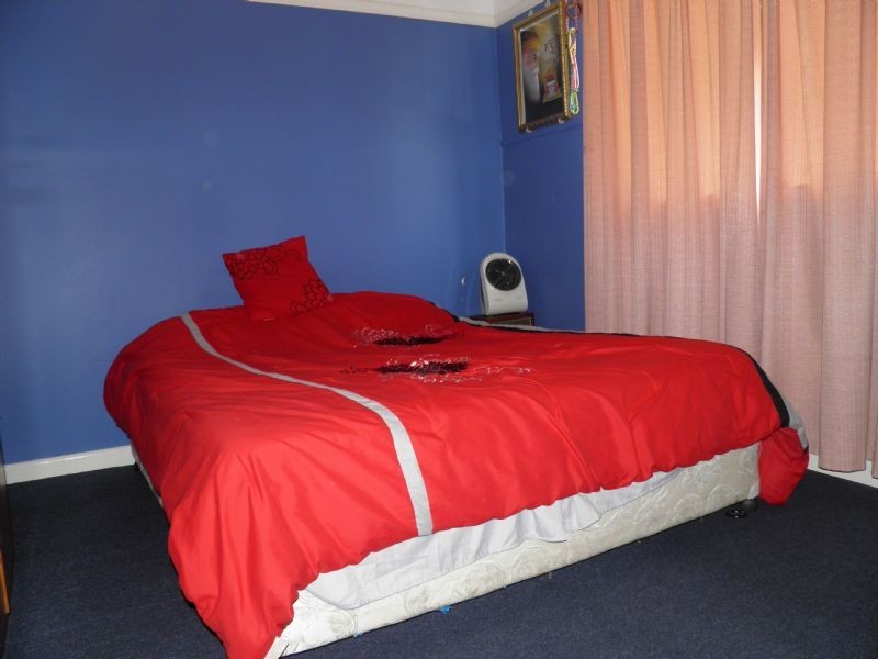 39 Adelaide Street, St Albans VIC 3021