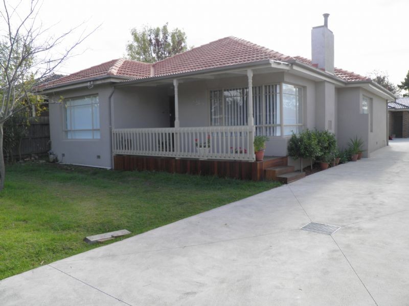 1/56 Perret Avenue, St Albans VIC 3021